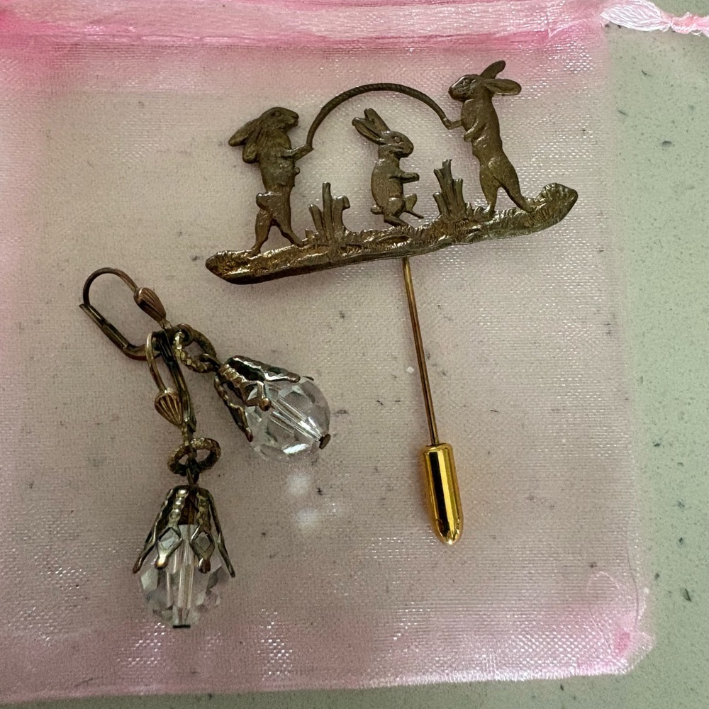 La Vie Parisienne Bunny Rabbit Stick Pin and Crystal Drop Earrings